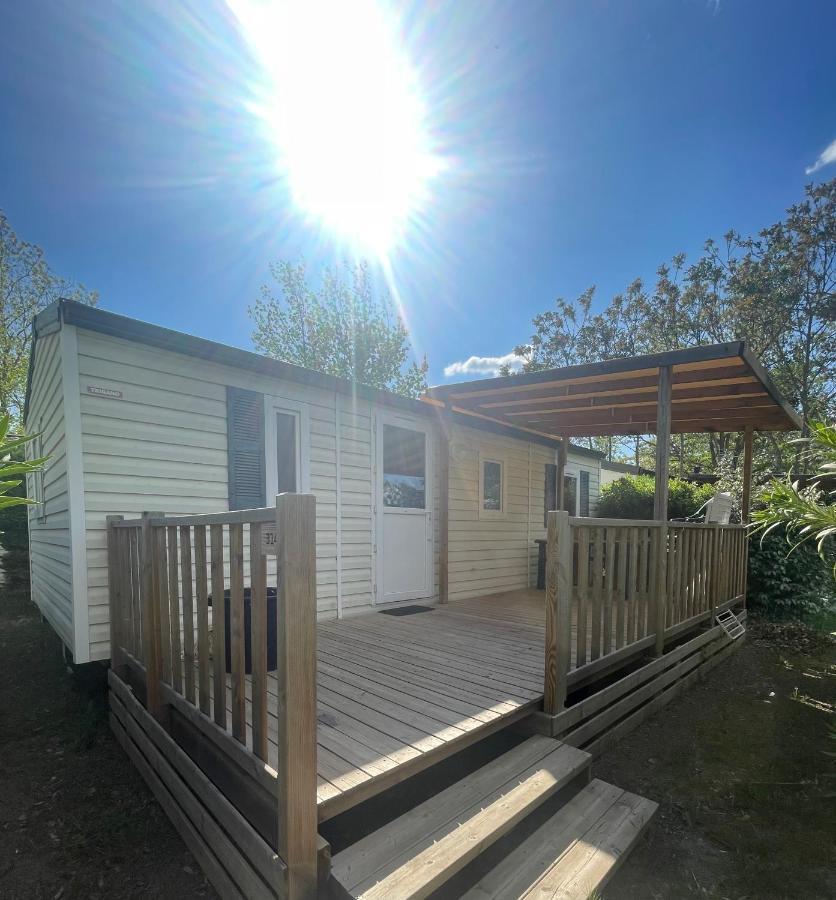 Mobil-Home Au Pied Du Luberon Ла-Рок-д'Антерон Экстерьер фото